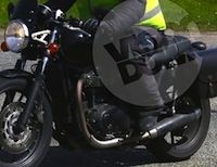 Photo volée: la Triumph Street façon Cup