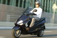Scooter MBK 125 Skyliner : spécial duo