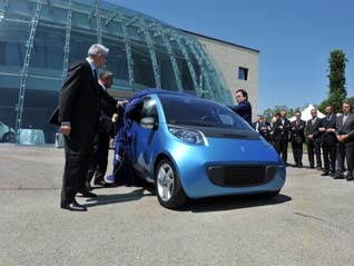 (Actu de l'éco #64) Bolloré sur le point de reprendre Pininfarina, Audi doublerait sa production en Chine...