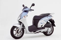 Scooter Honda ES @ 125 : un citadin