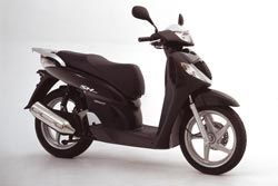 Scooter Honda SH 125 : propre et silencieux