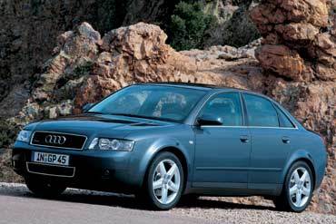 AUDI A4 3.0