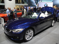 Vidéo en direct de Genève 2014 - BMW Série 4 cabriolet : de l'air