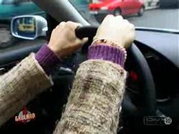 Fumer, manger ou téléphoner au volant...c'est possible !