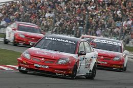 BTCC: aux dernières nouvelles Thomson arrive, Vauxhall annonce son retrait