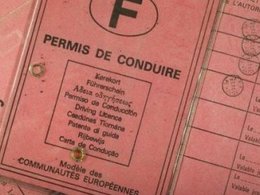 Droit, permis de conduire : la notification d'une décision ne différencie pas la résidence secondaire de la principale