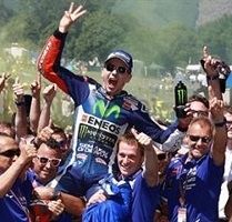 MotoGP - Italie J.3 : Le feu pour Lorenzo la fumée pour Rossi