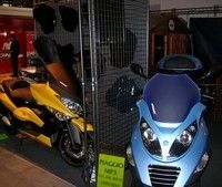 Salon de Milan 2009 en direct: Ermax habille votre deux-roues.