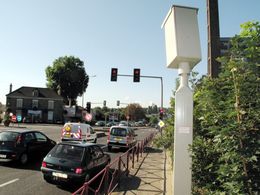 Quand les radars de feux font exploser le nombre d'accidents