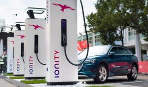Bornes de recharge : leur nombre monte trop doucement