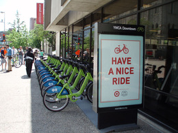 Système de vélos en libre-service BIXI : une tournée effectuée aux Etats-Unis
