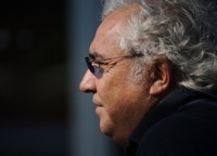 F1: Selon Briatore, les écuries voudraient bannir le KERS en 2010 !