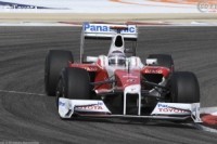 F1-GP de Bahreïn: Après 7 tours, les 2 Toyota sont toujours devant !