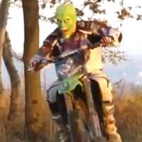 Vidéo : Erwan Nigon se met en scène ... en motocross!