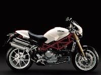 Ducati Monster 998 S4Rs Testastretta : un vrai monstre