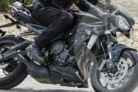 Triumph Street Triple 800: nouvelle photo volée