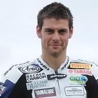 Superbike - Magny Cours M.1: La victoire à Crutchlow, le titre à Aprilia et le drapeau noir pour Guintoli