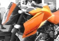KTM 990 SuperDuke : Le "Space Moutain" Autrichien