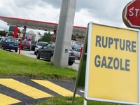 Pénurie de carburant : plus de 400 stations à sec - Le point sur la situation