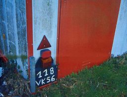 Une remorque stationnée en Bretagne verbalisée à Paris