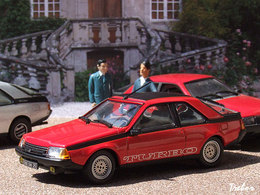 Miniature : 1/43ème - RENAULT Fuego