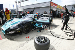FIA GT/Silverstone: Saleen et le K plus K Motorsport débutent bien la saison!