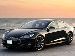 Tesla recrute le responsable de la communication de Renault-Nissan