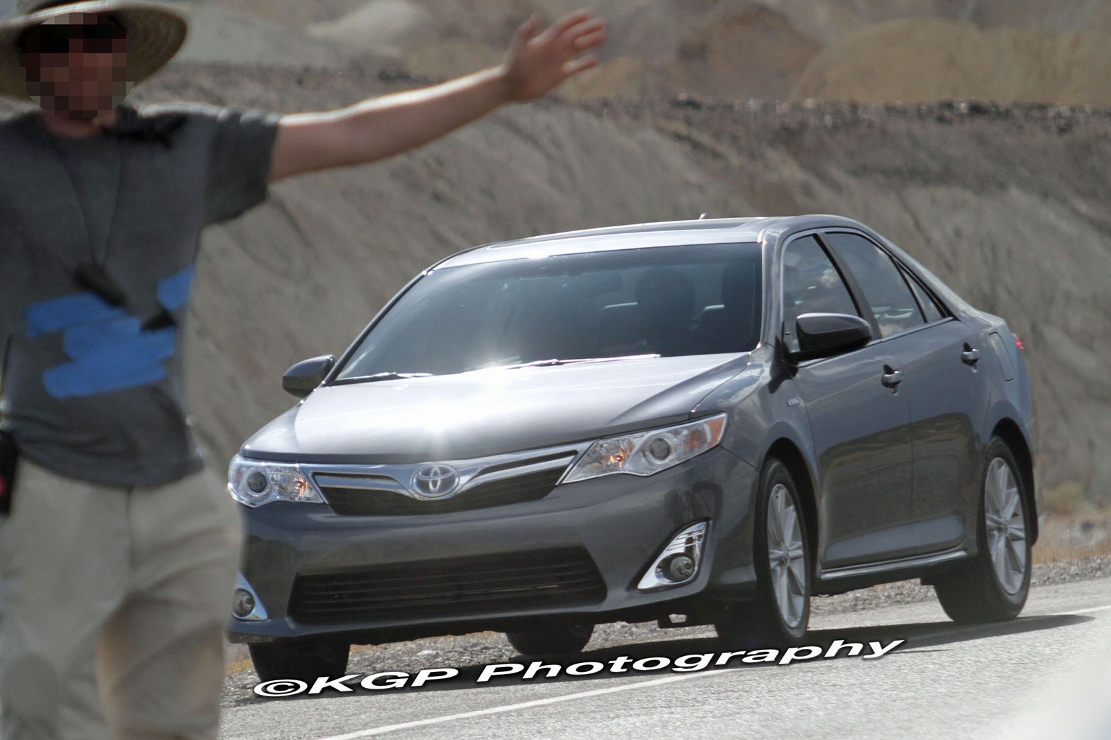2012 Toyota Camry:  Surprise Specs That Will Amaze You! - zjbpww8