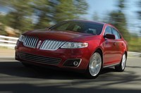 Salon de Los Angeles : Lincoln MKS