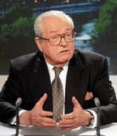 Jean-Marie Le Pen : rétablissement de frontières permettant des taxes environnementales