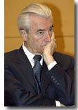 Gilles de Robien joue au gendarme