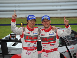 Super GT/Sugo - Quintarelli/Yanagida s'imposent sur Nissan