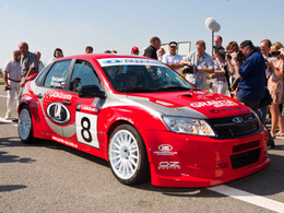 Lada en WTCC avec Petrov?