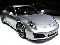 Porsche 911 restylée : elle ne manque plus d'air - Vidéo en direct du Salon de Francfort 2015