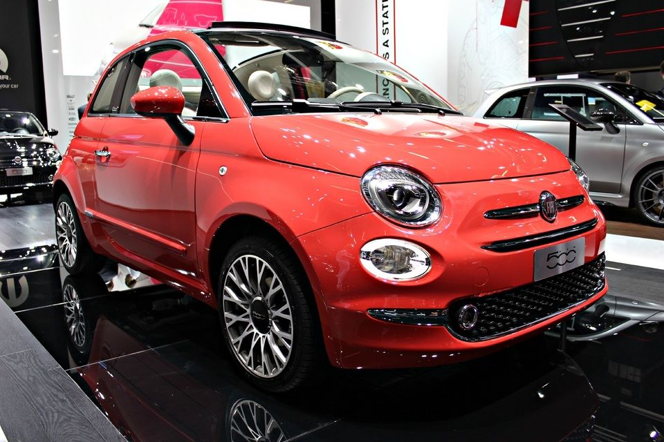 Fiat 500 : un restylage discret mais efficace - Vidéo en direct du Salon de Francfort 2015