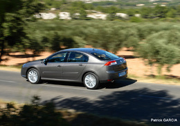 Renault Laguna 3 : ventes conformes