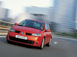 La p'tite sportive du lundi: Renault Mégane RS.