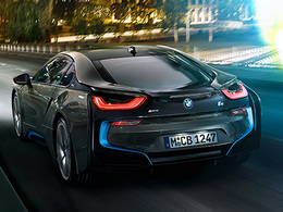 Venez écouter le son de la BMW i8