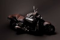 Yamaha 1700 V-MAX Hermès : Cuir et haute couture