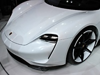 Porsche Mission E : la bonne surprise - En direct du Salon de Francfort 2015
