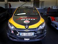 Essai insolite - Renault Mégane RS500 Dijon Auto Racing : l'éruptive