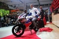 Intermot – Honda : avec la CBR300R le bonheur tient à 37 centimètres... cube
