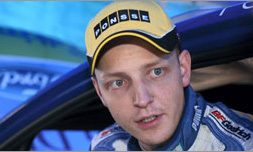 WRC GB Jour 1: Hirvonen montre le nez