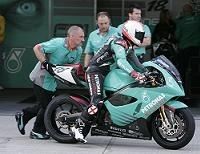 Superbike Magny Cours: Foggy Petronas, la FP1 a fait ses adieux