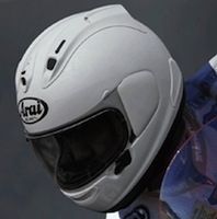 Essai Arai RX-7V: un casque à part