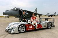 Audi R10 versus Harrier GR7