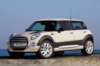 Future Mini Sports Activity Vehicle (SAV) : produite chez Magna Steyr