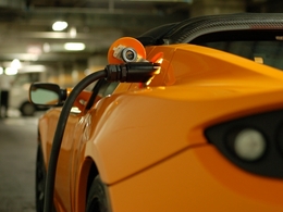 Le Tesla Roadster électrique décroche une grosse aide à l'achat au Japon