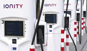 Borne Ionity : le tarif change, jusqu'à 70 euros le "plein" d'une électrique !