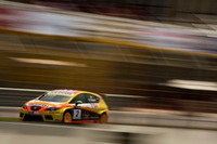 WTCC-Valence: Seat revient en force, la pole pour Tarquini !